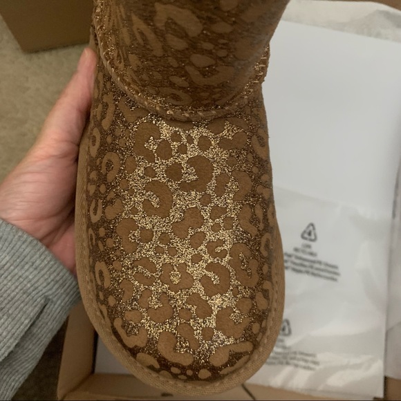 Ugg Kids Classic II Glitter Leopard - Picture 3 of 5